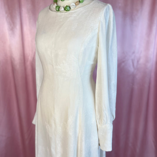 1970s Velvet wedding dress, Handmade, size 14