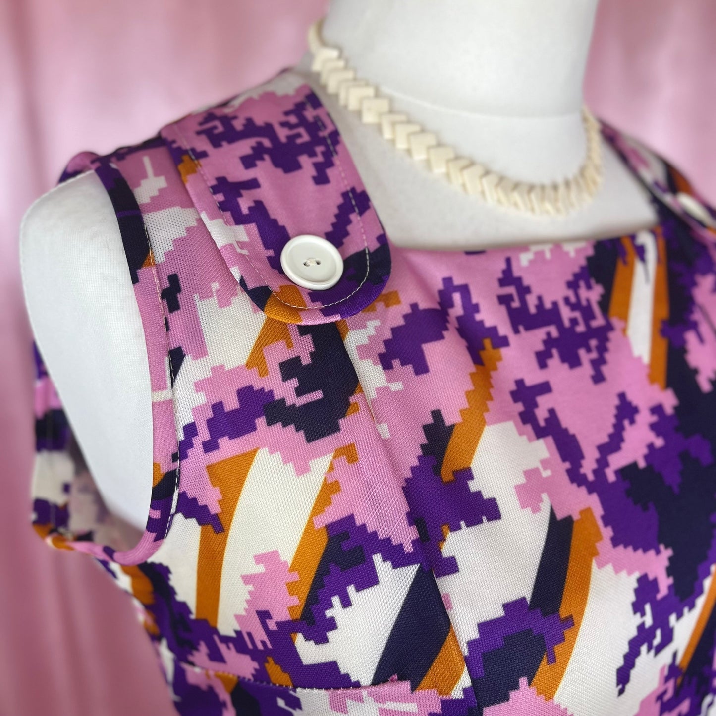 1960s purple print dress, unbranded, size 20