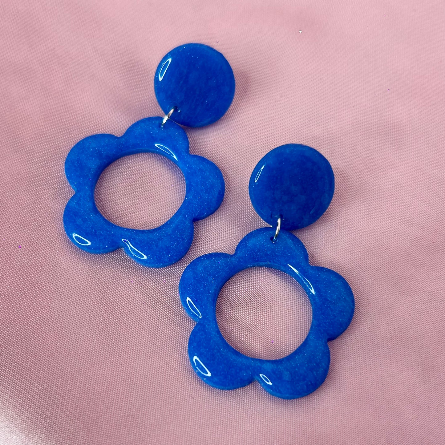 Handmade Blue daisy clay earrings