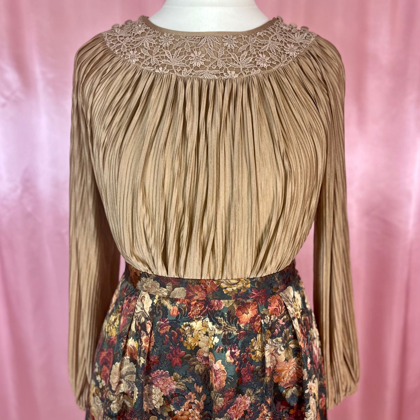 1980s brown plissé top, by Brigitte Fashions, size 12