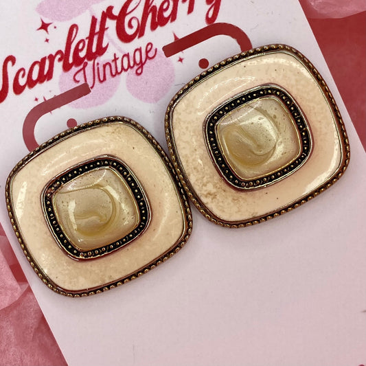 1980s Cream & Gold square clip on earrings