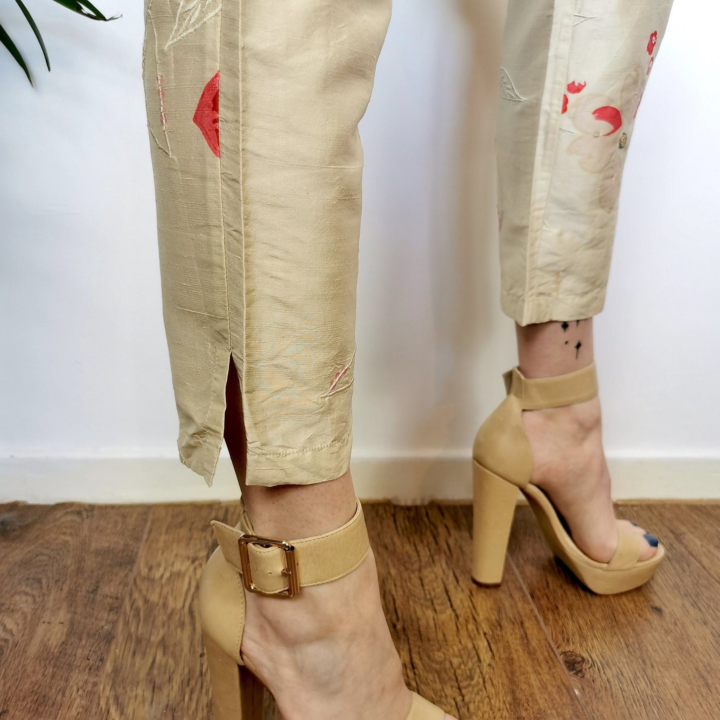 1990s Cream floral silk trousers, by Next, size 6