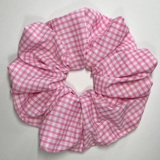 Oversize pink & white gingham scrunchie