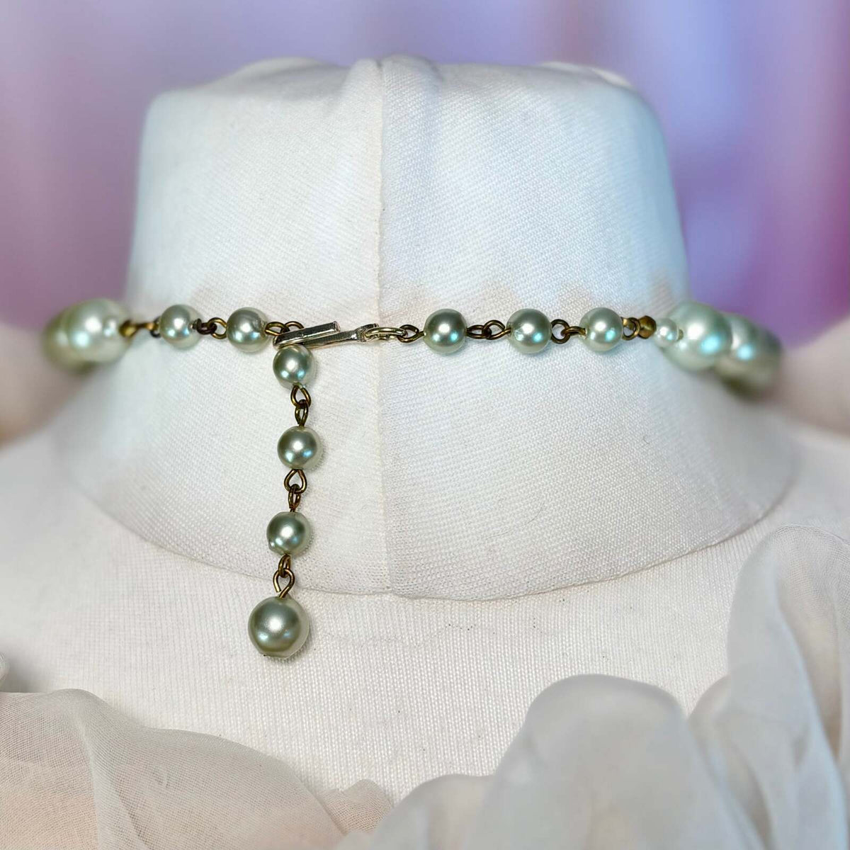 1980s Green beaded tassel necklace