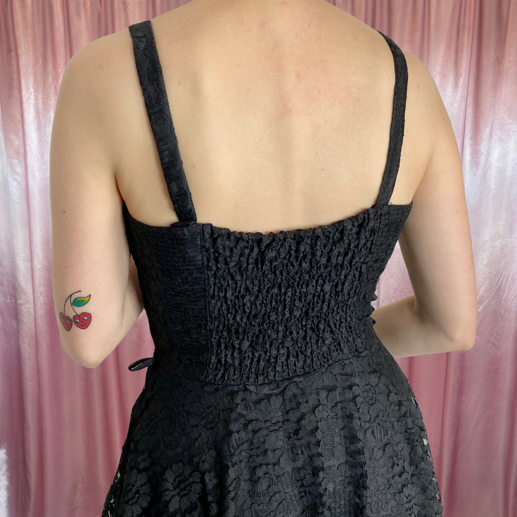 1980s does 50s lace prom dress, by C&A, size 8