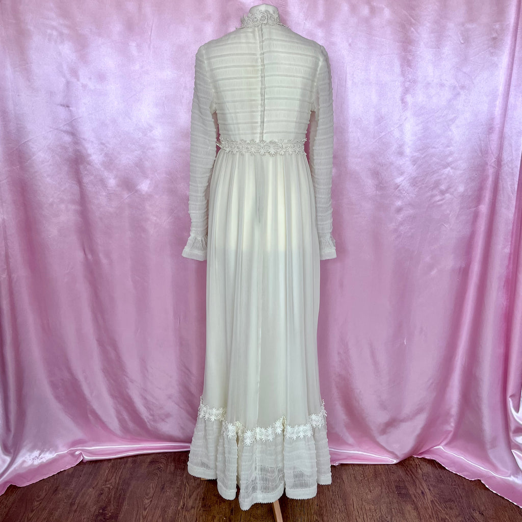 1970s Cream boho wedding dress, ILGWU, size 6