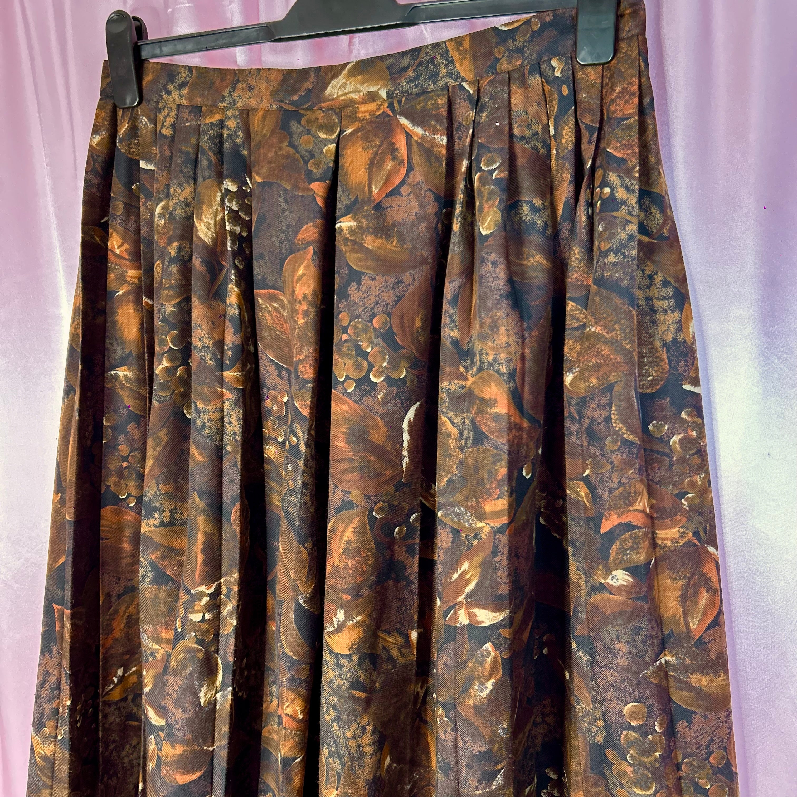 1980s Brown pleated culottes, by Edith B, size 14