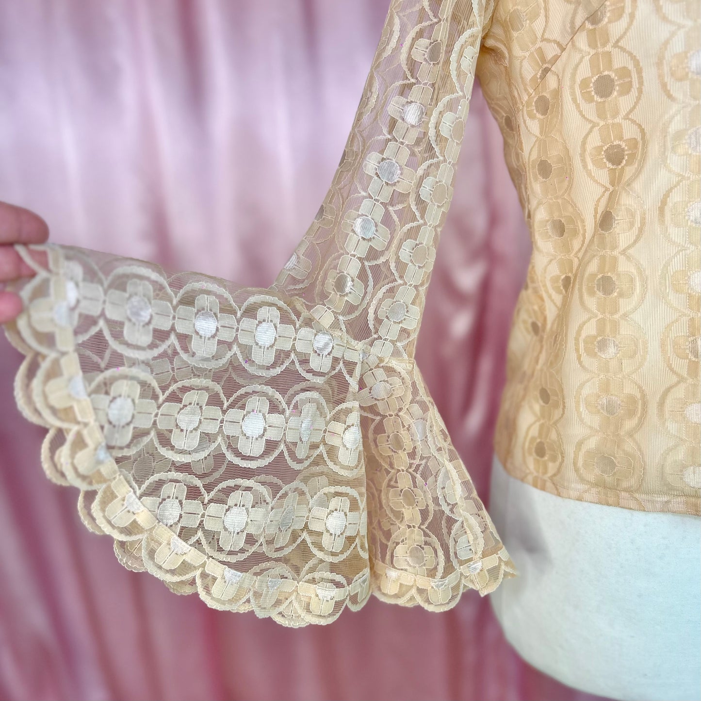 1960s Lacey pastel blouse, Unbranded, size 12