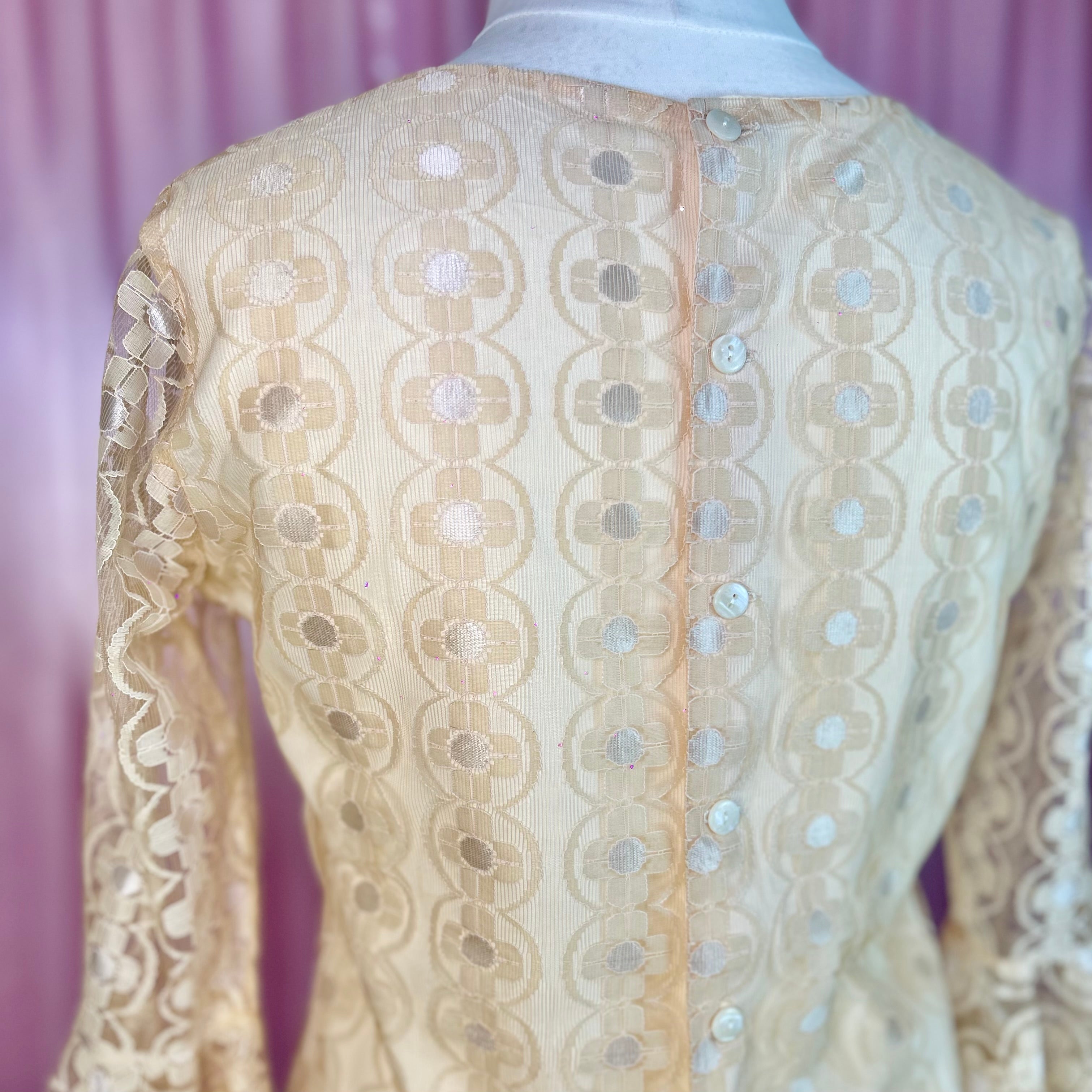 1960s Lacey pastel blouse, Unbranded, size 12
