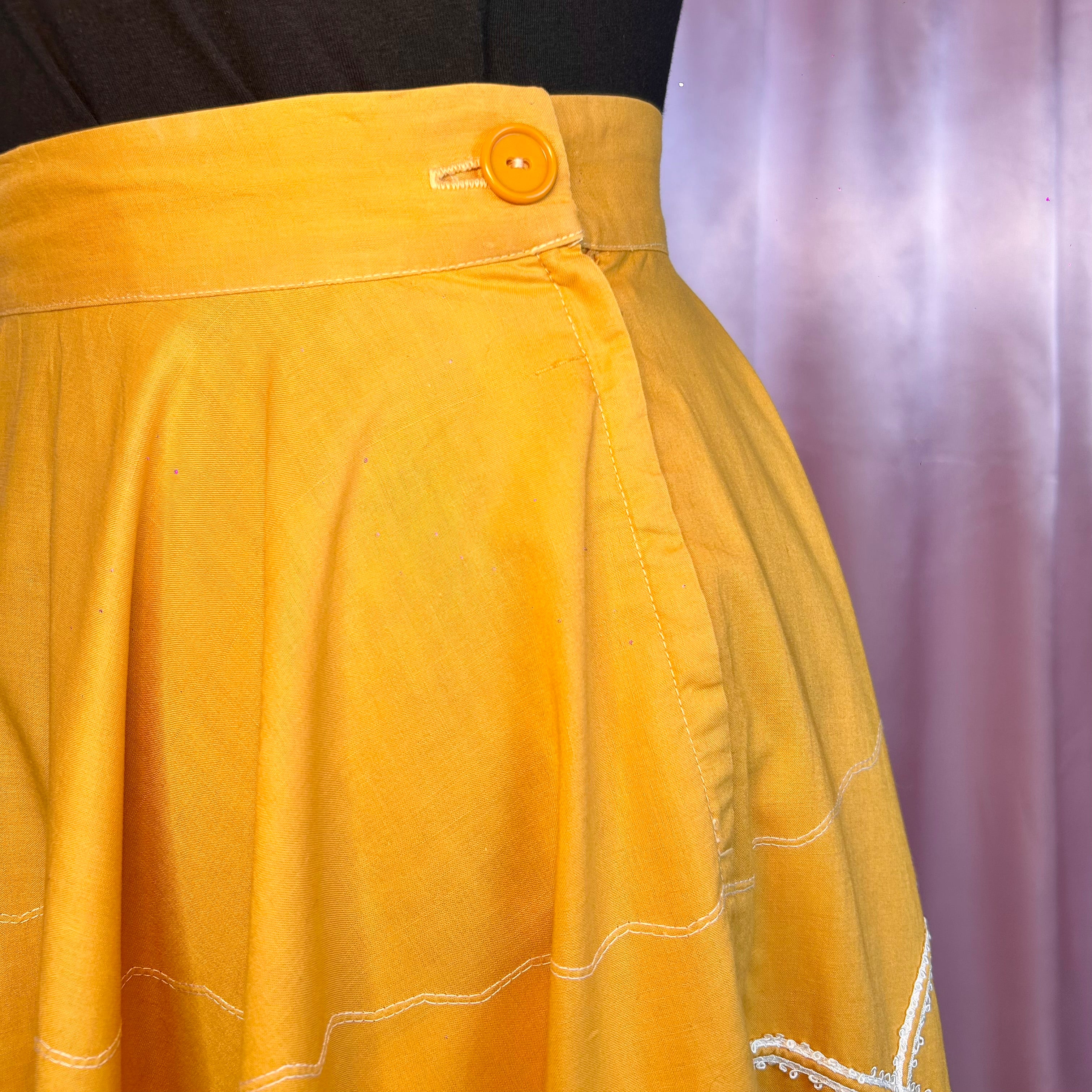 1950s Yellow circle skirt, Handmade, size 8/10