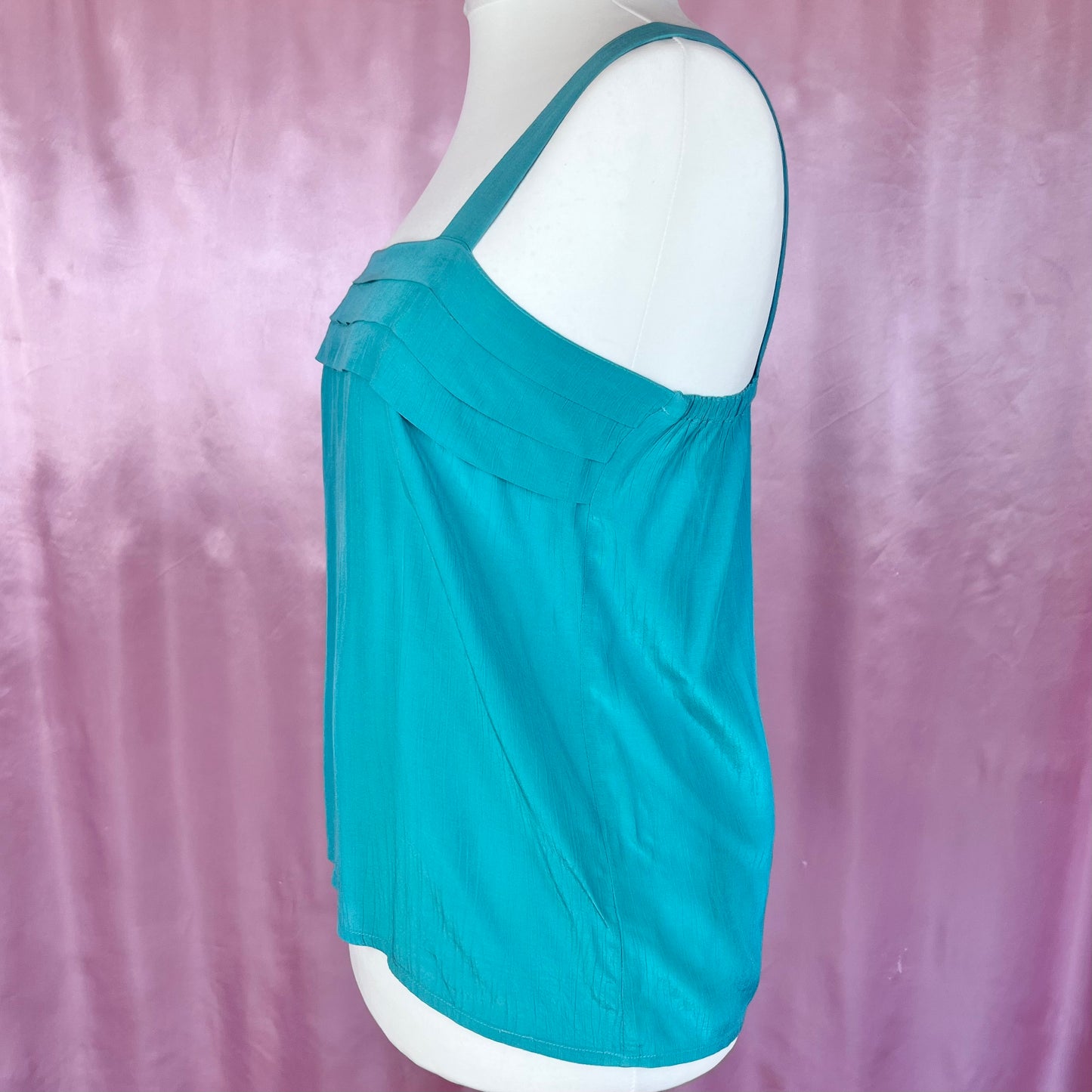 1980s Turquoise crinkle top, by Grote, size 14