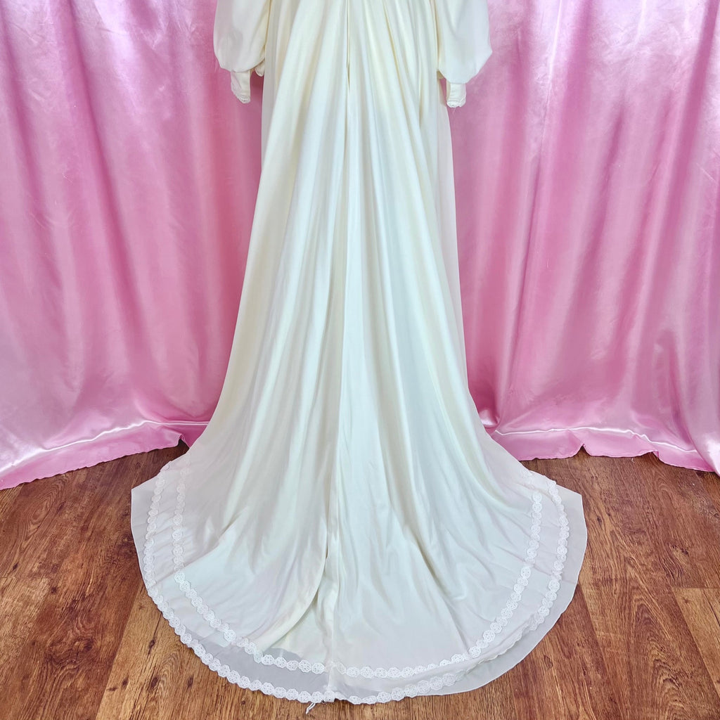 1970s Cream wedding dress, unbranded, size 6
