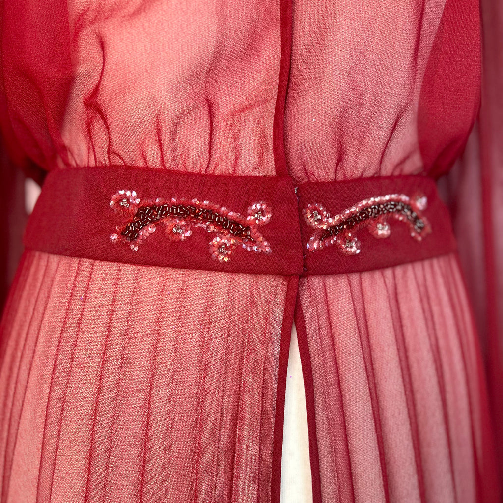 1970s Burgundy cover-up, unbranded, size 16