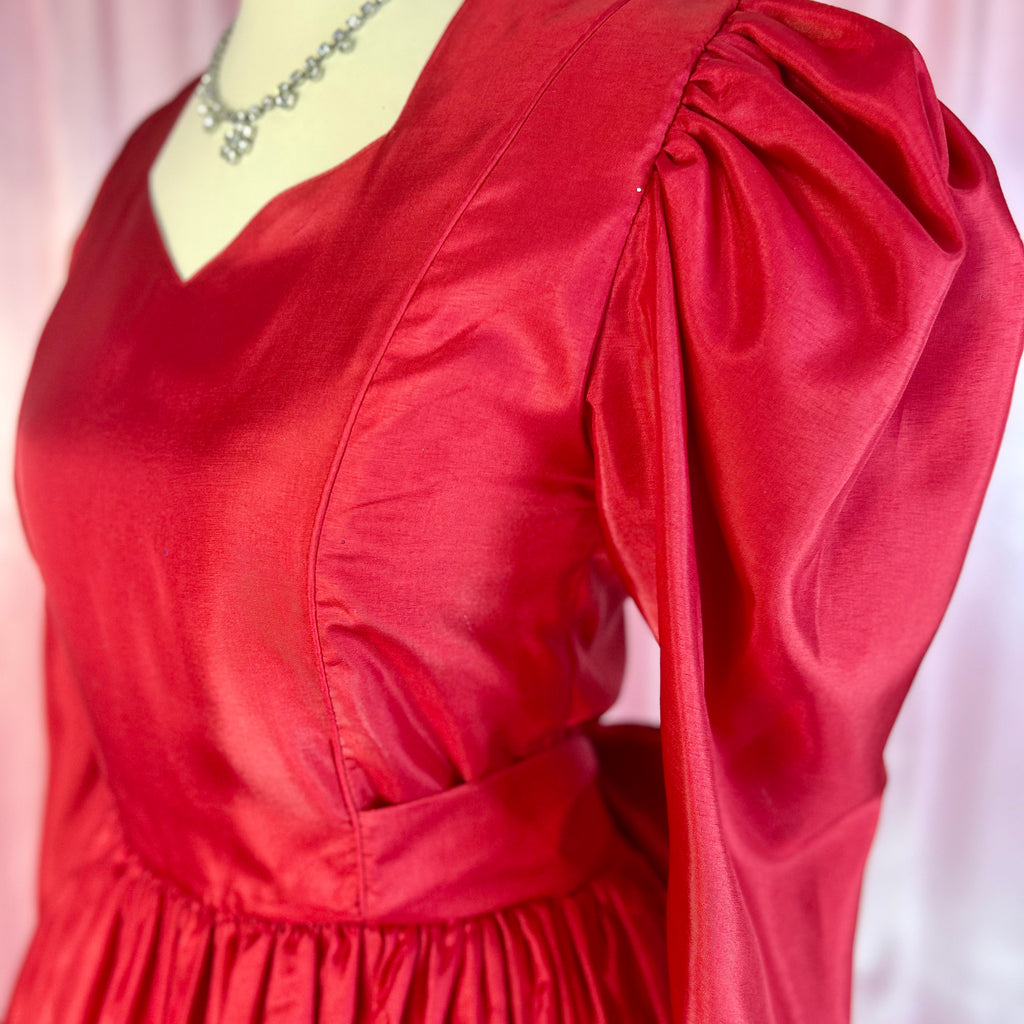 1980s Red silky dress, by Gianni Balenti, size 6/8