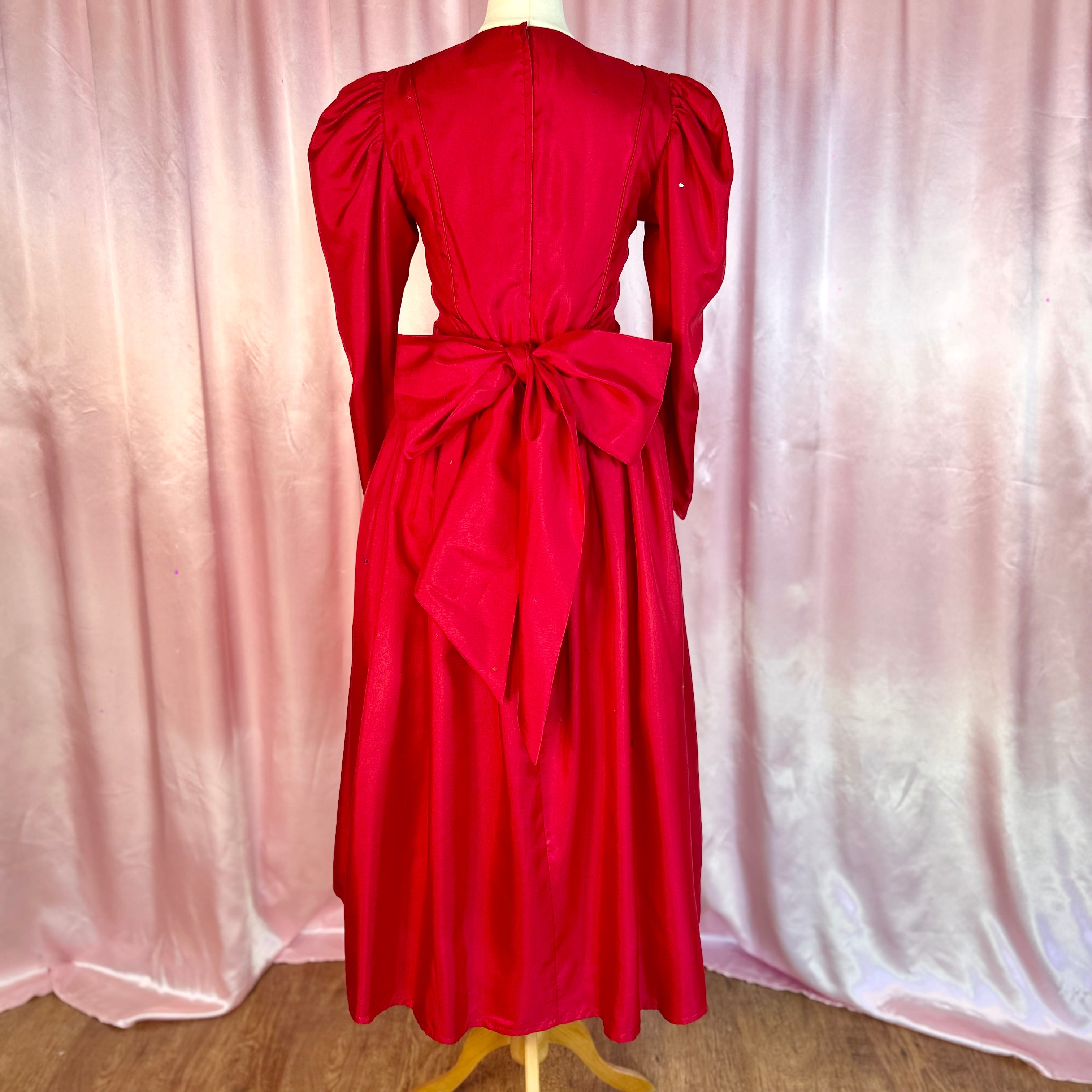 1980s Red silky dress, by Gianni Balenti, size 6/8