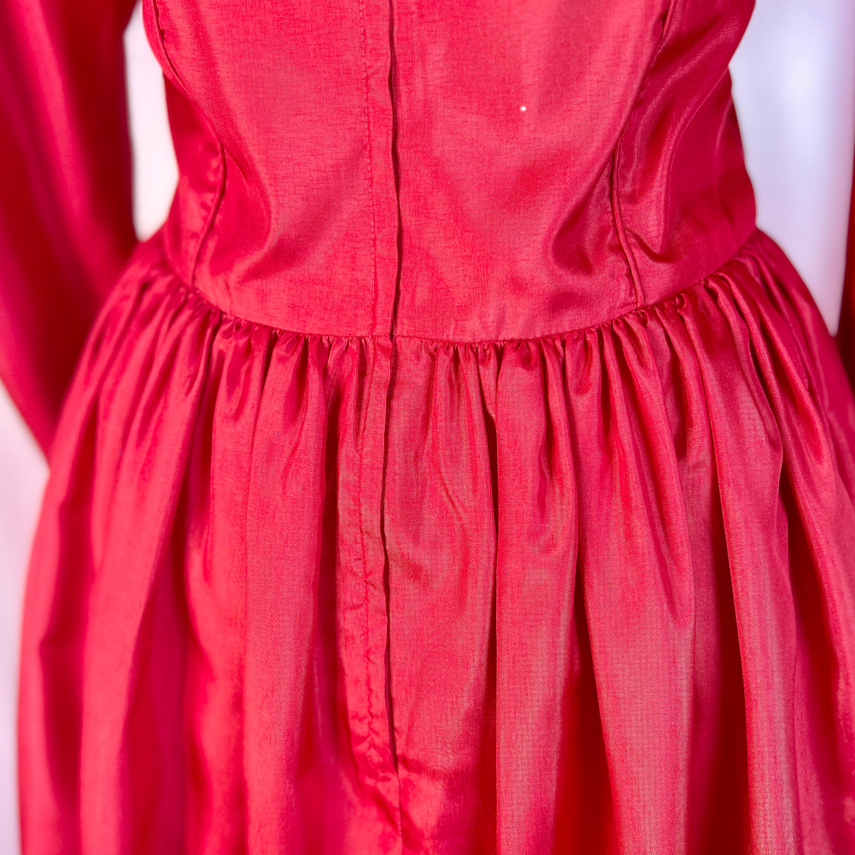 1980s Red silky dress, by Gianni Balenti, size 6/8