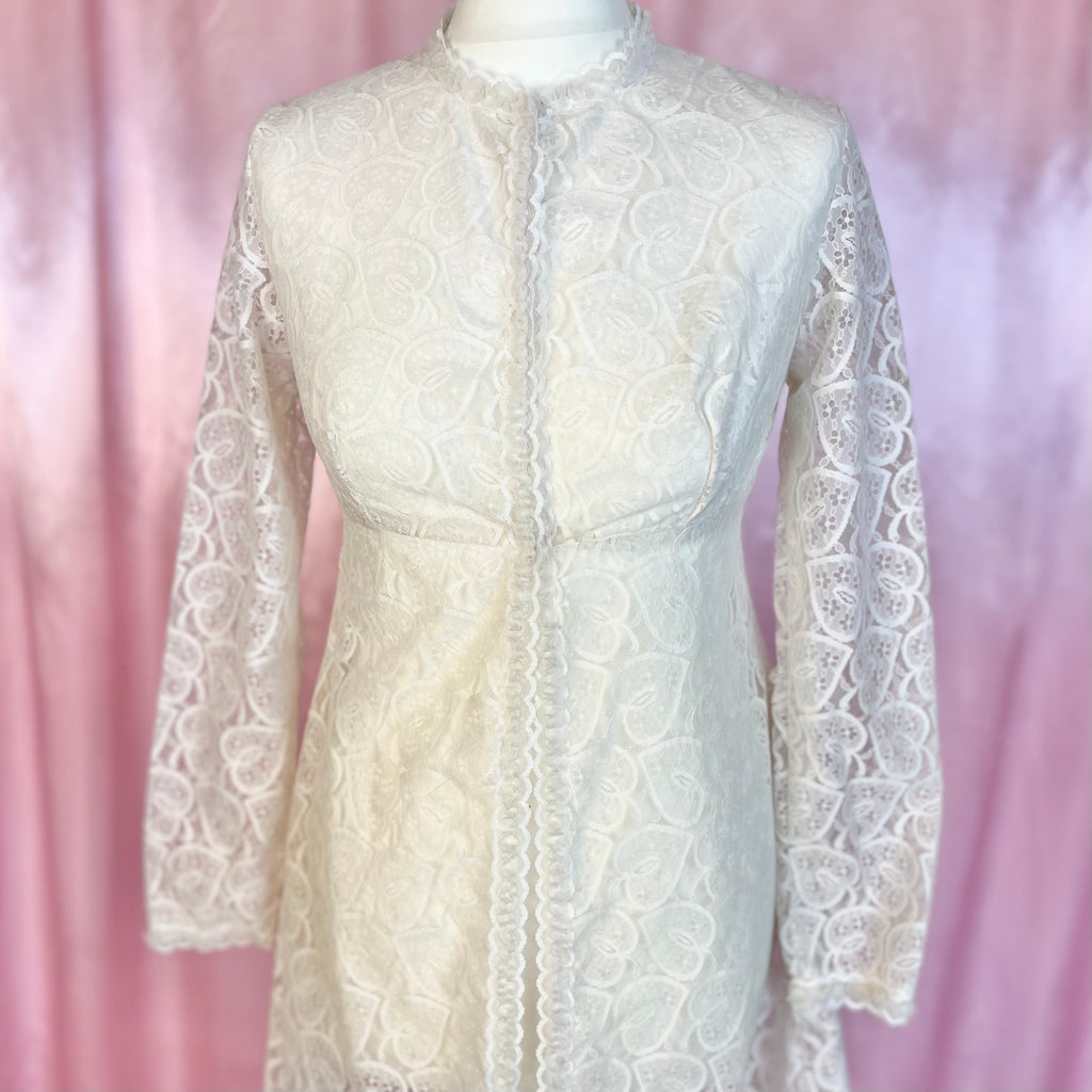 1970s Lace overgown with train, unbranded, size 8