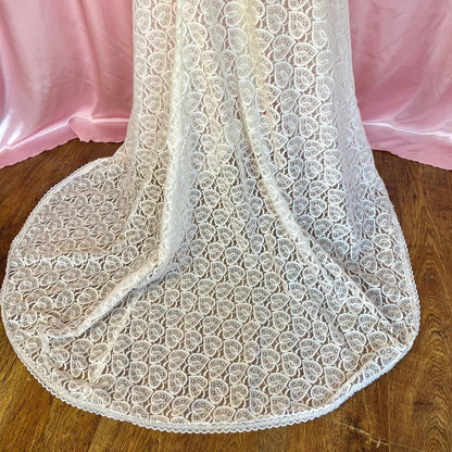 1970s Lace peignoir with train, unbranded, size 8