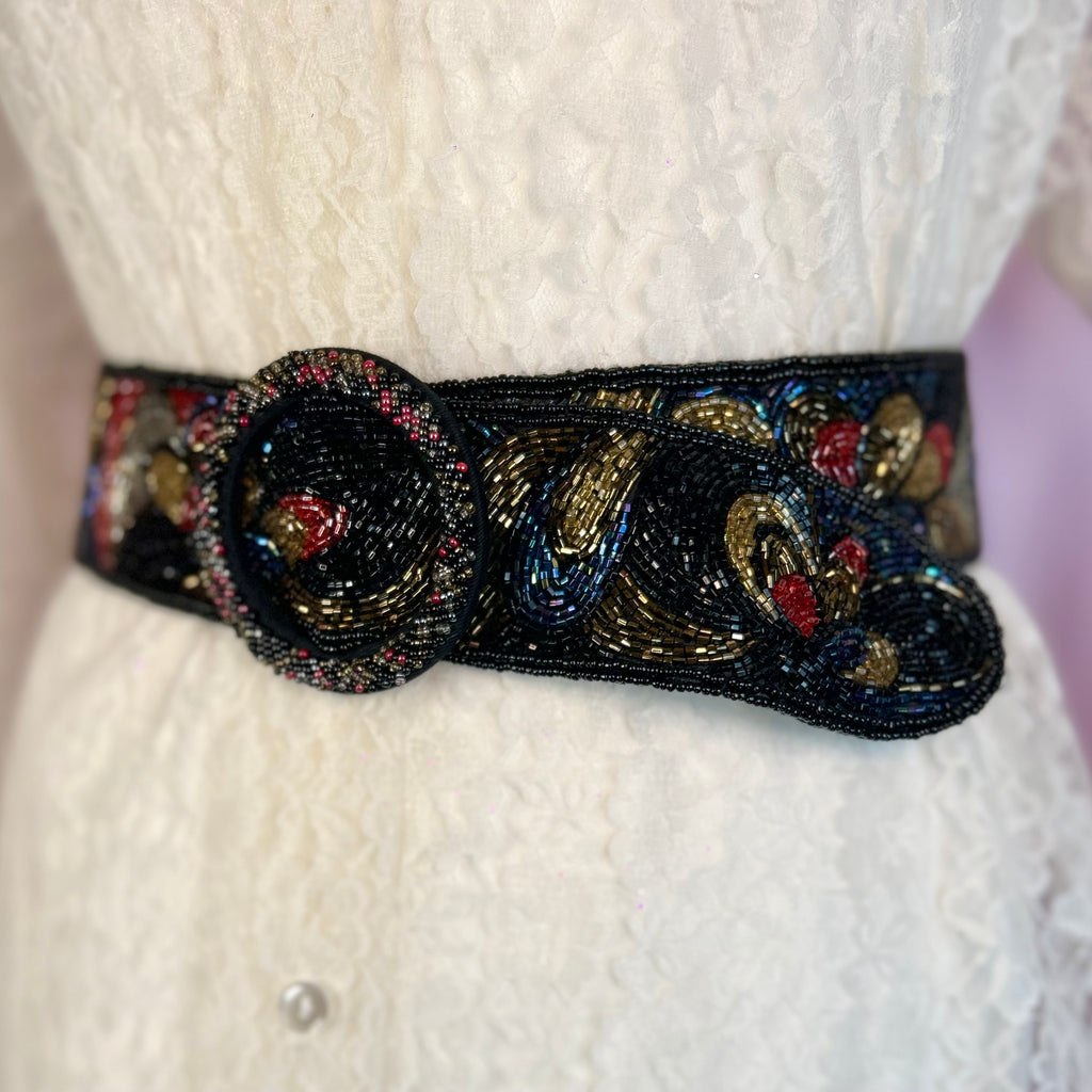 1980s swirling beaded belt, size 10/12