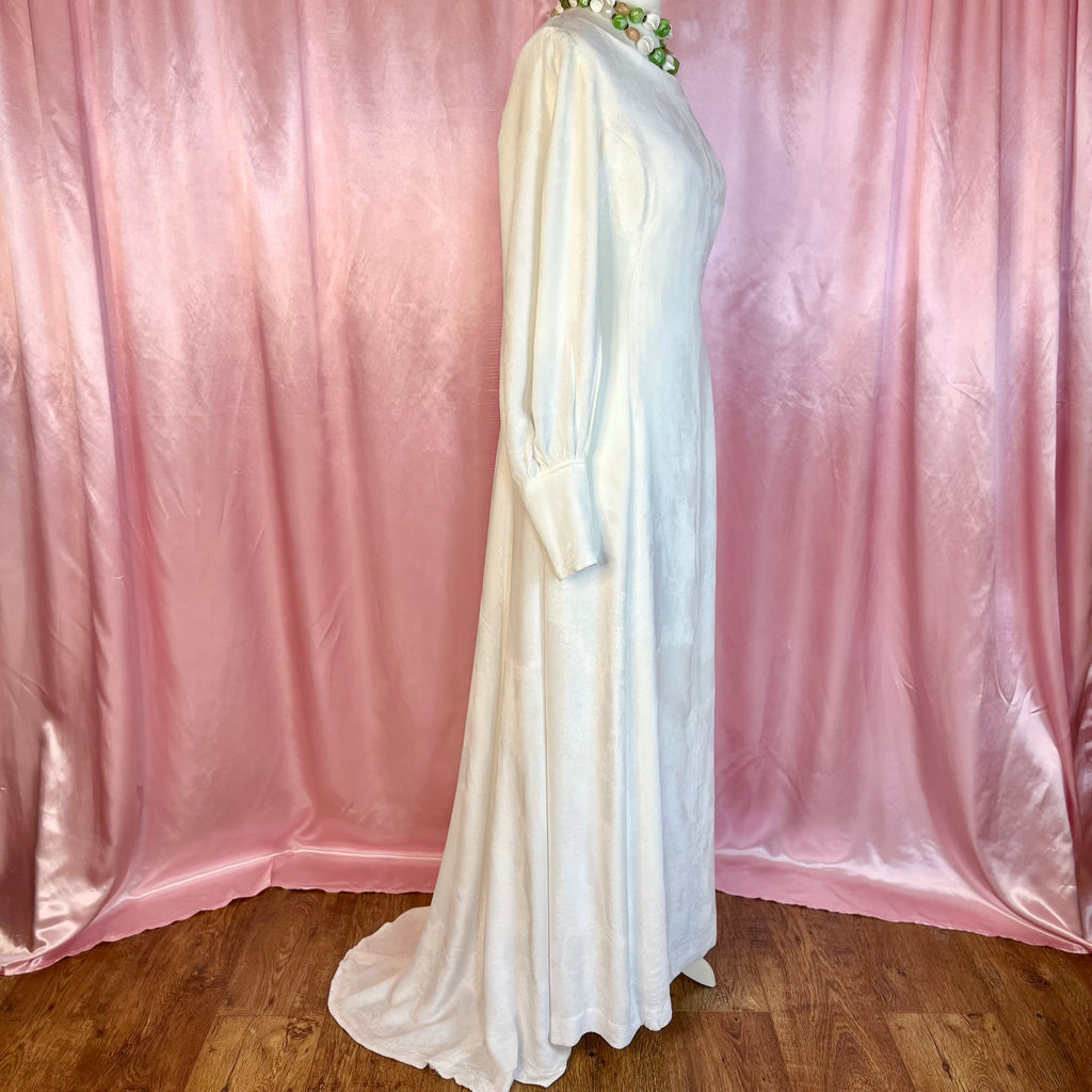 1970s Velvet wedding dress, Handmade, size 14