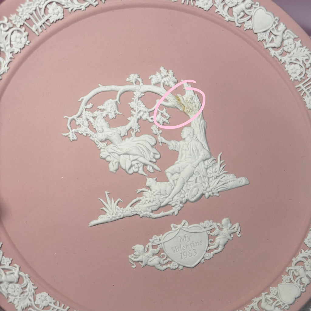 1980s Pink Wedgwood Jasperware collectors plate