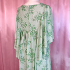 1970s Green angel sleeve dress, unbranded, size 6