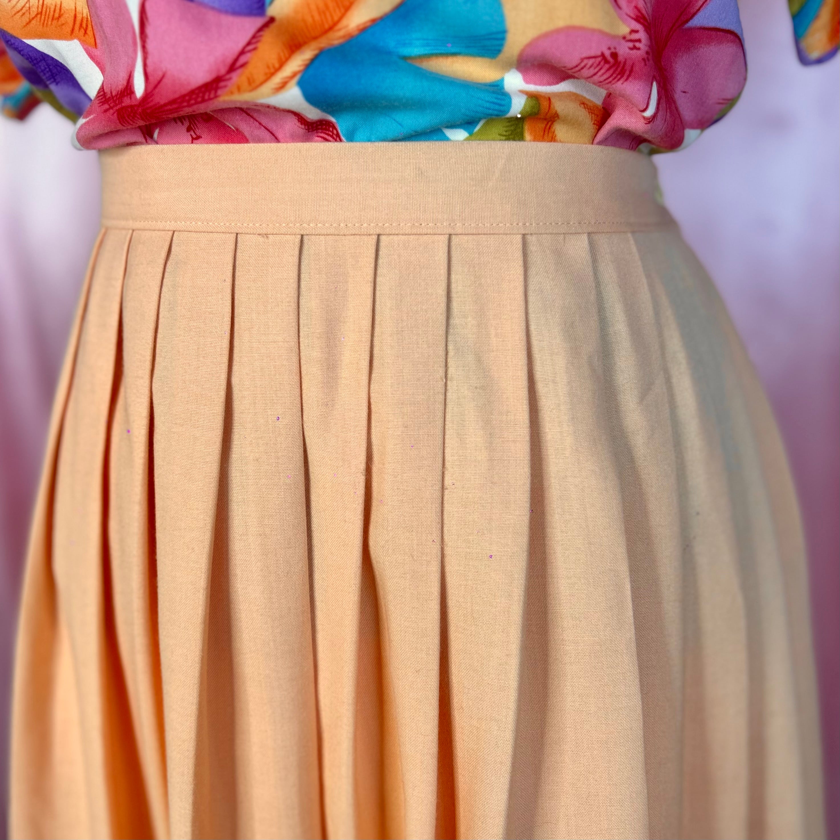 1980s Peach skirt by Your Sixth Sense size 12 Scarlett Cherry Vintage