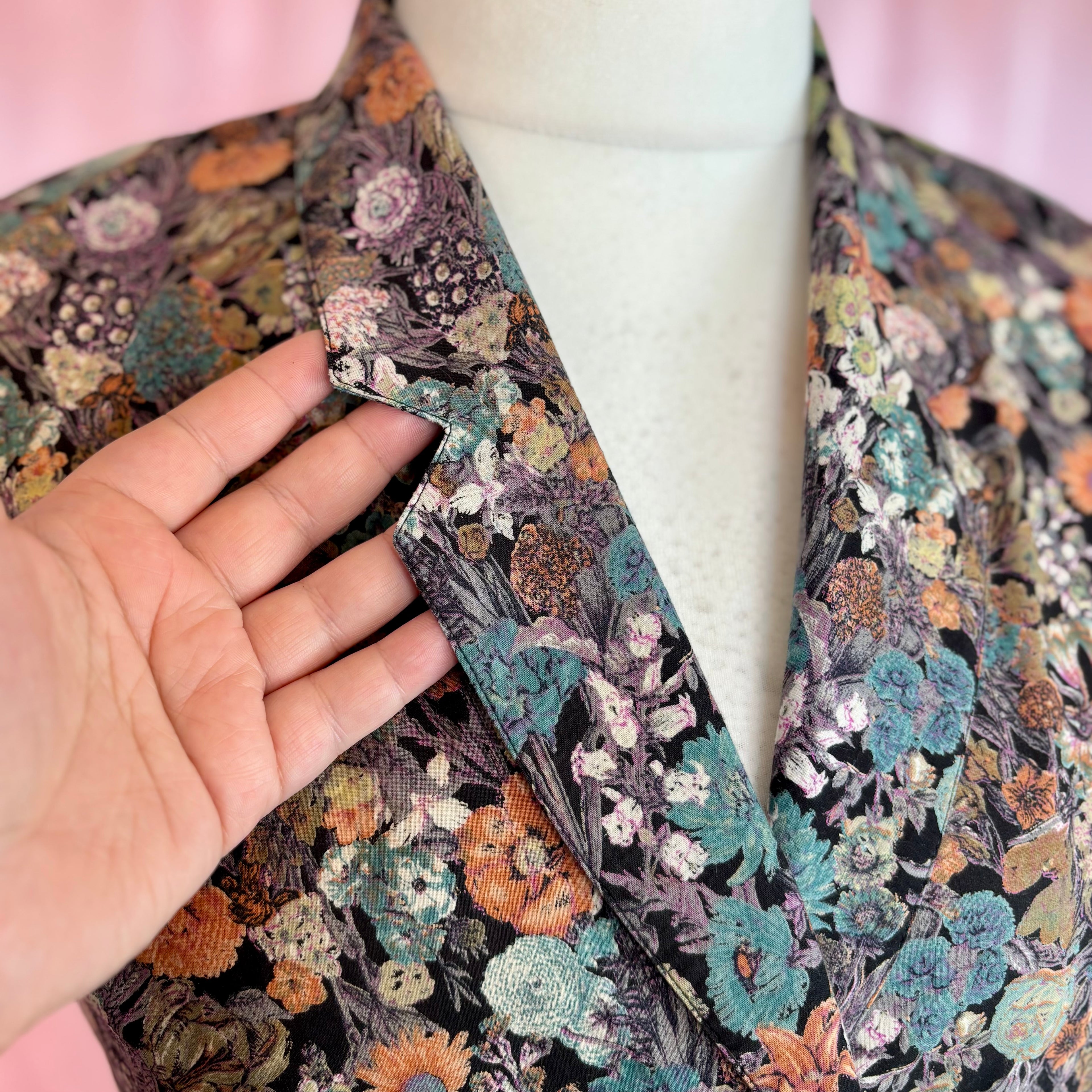 1980s Floral blouse, Unbranded, size 18