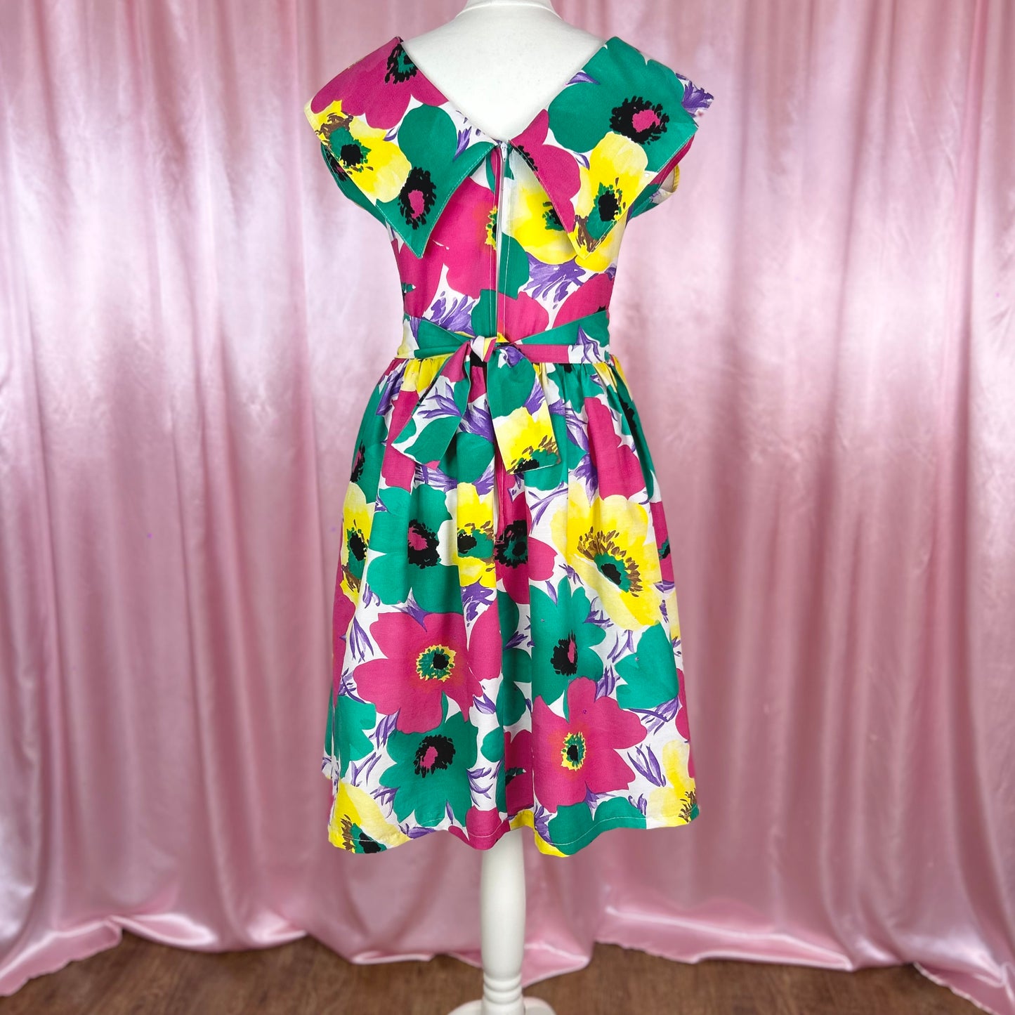 1980s does 50s floral dress, unbranded, size 10