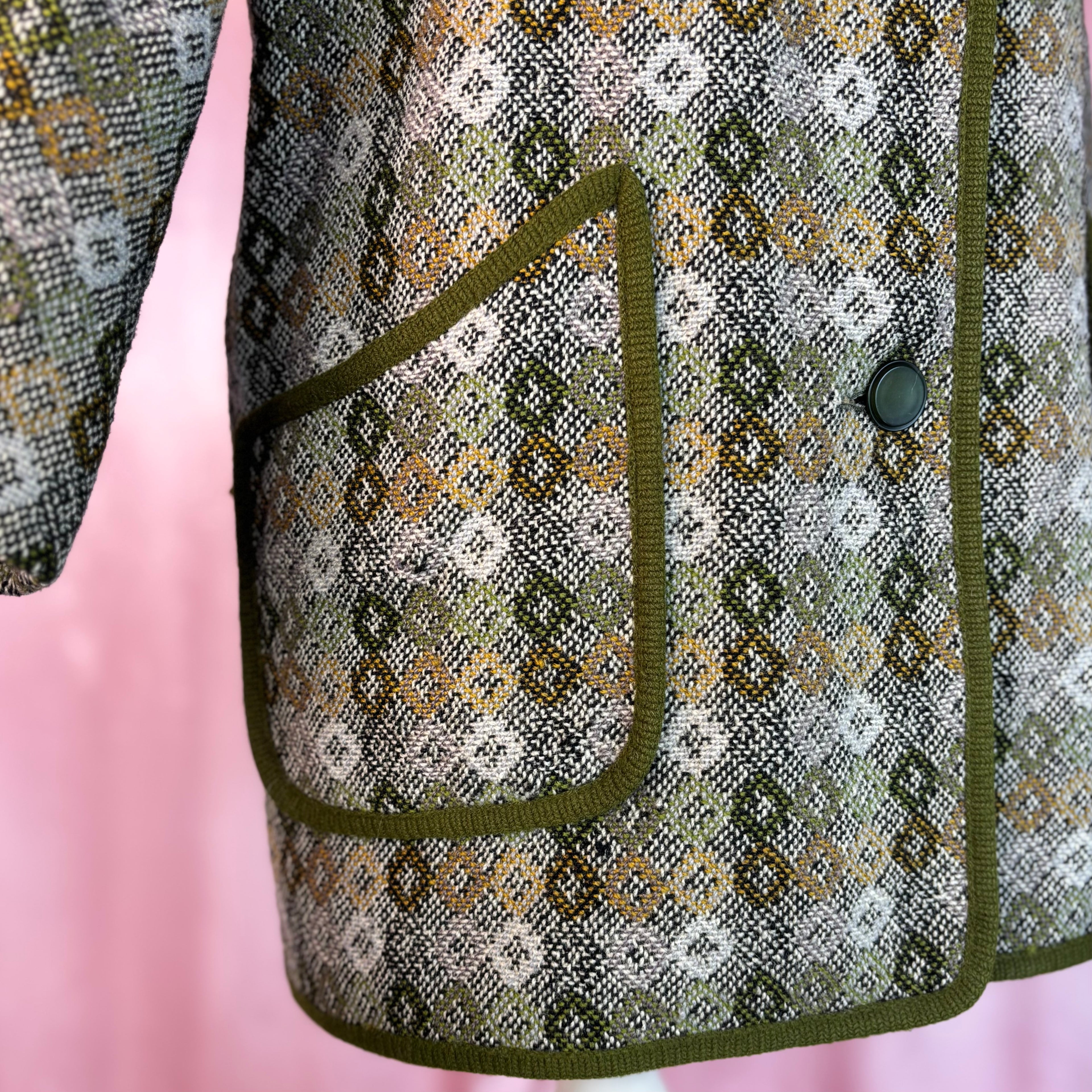 1960s/70s Green welsh wool coat, by Dillad Coracle, size 12