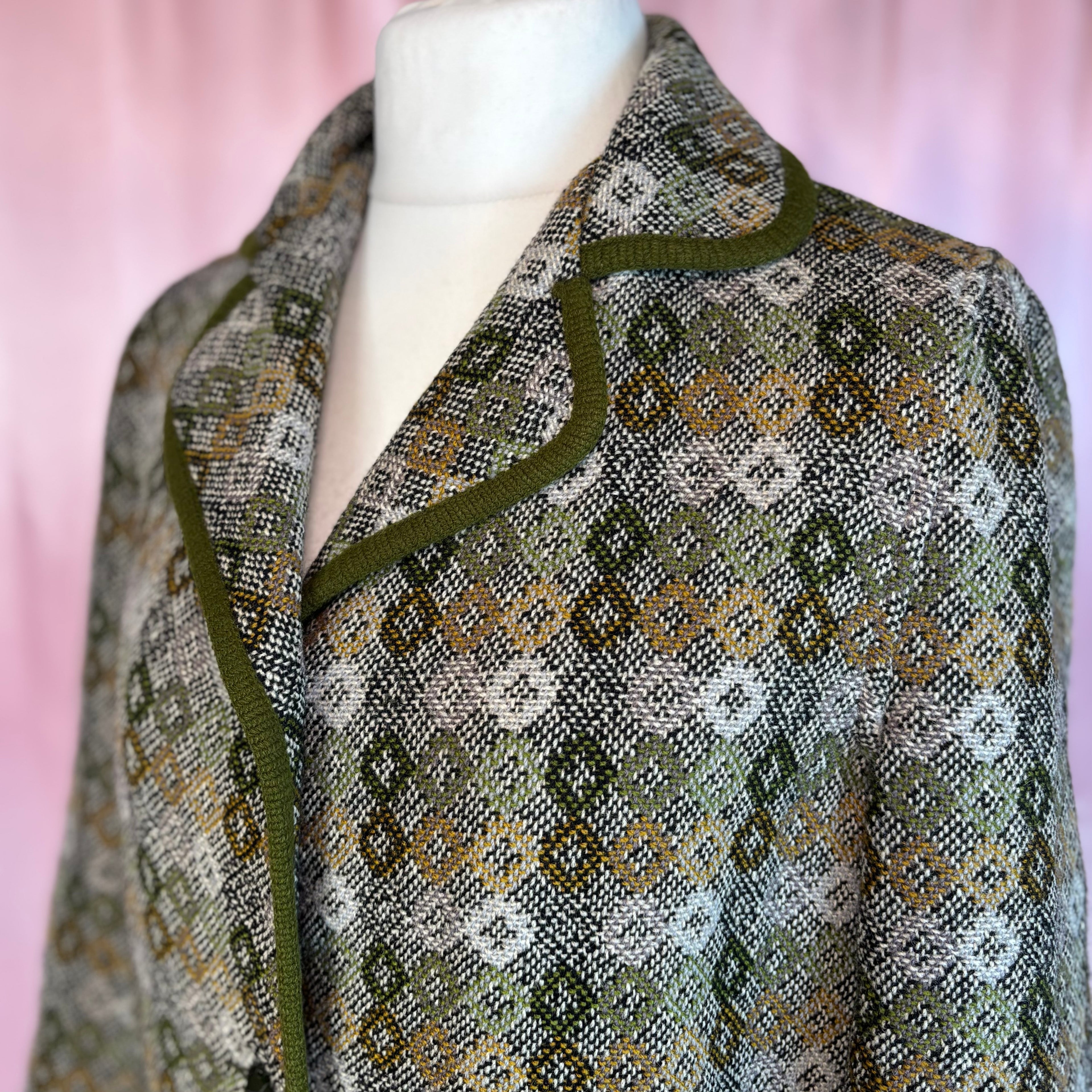 1960s/70s Green welsh wool coat, by Dillad Coracle, size 12