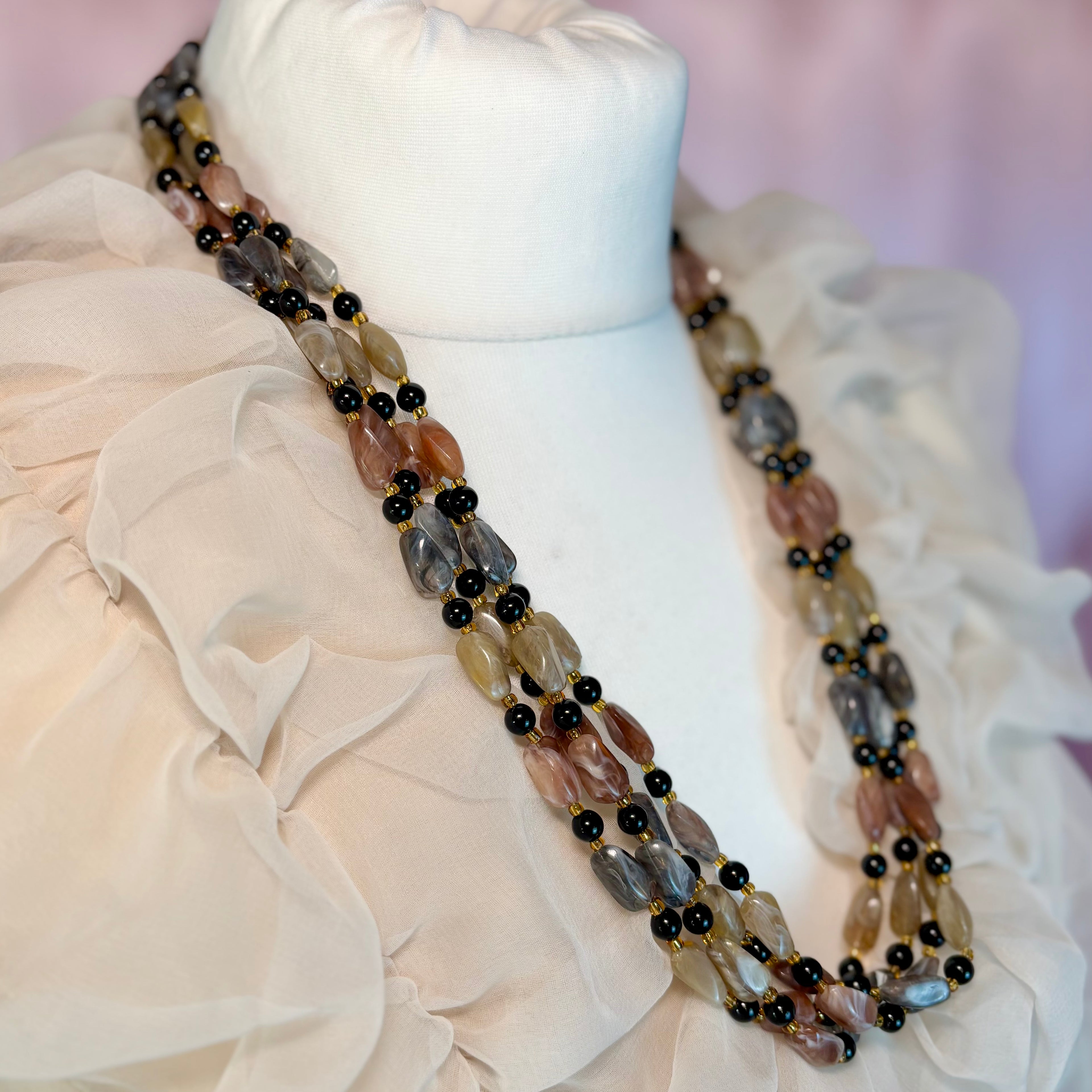 1980s Marbled multi strand necklace