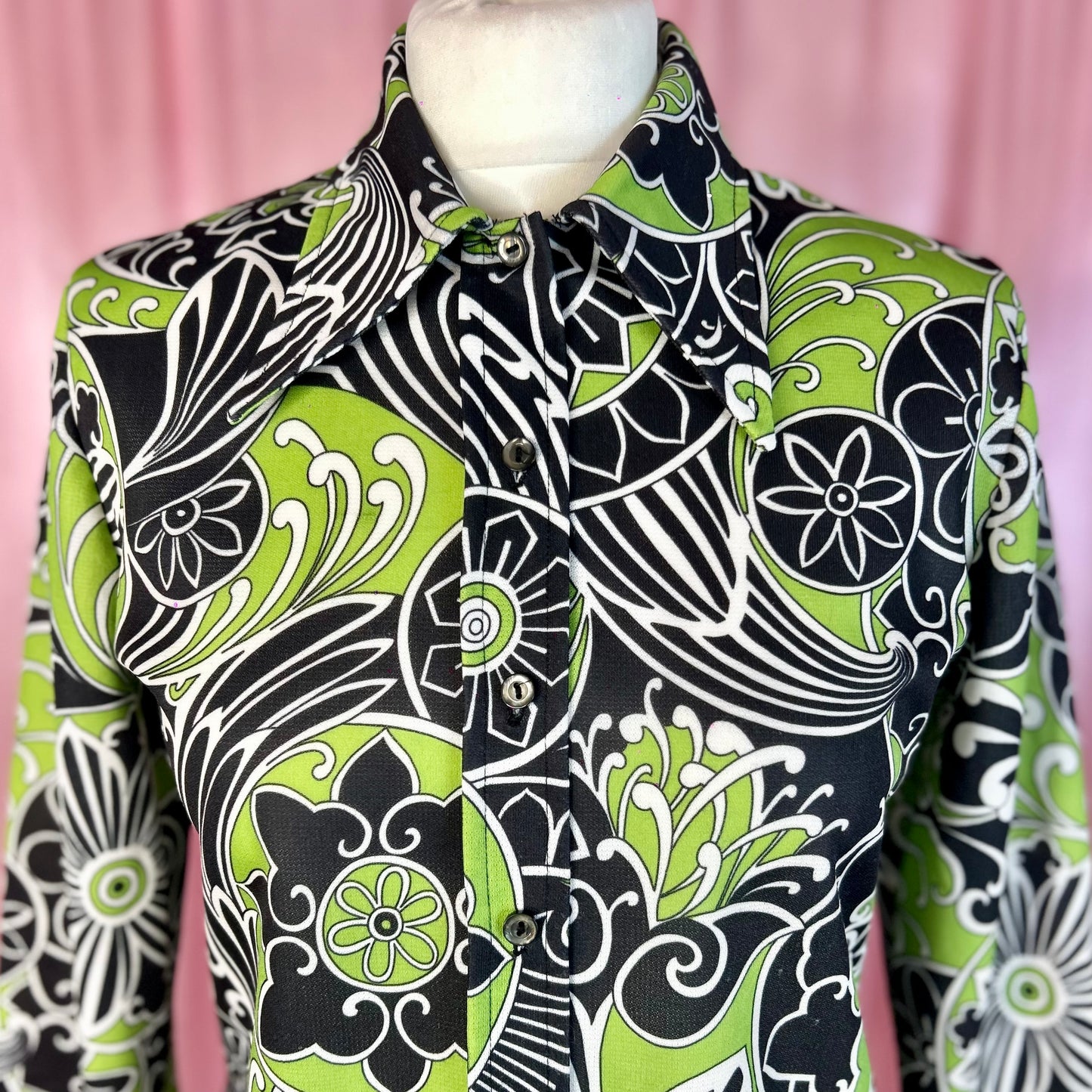 1970s Swirly dagger collar shirt, by St Michael, size 10