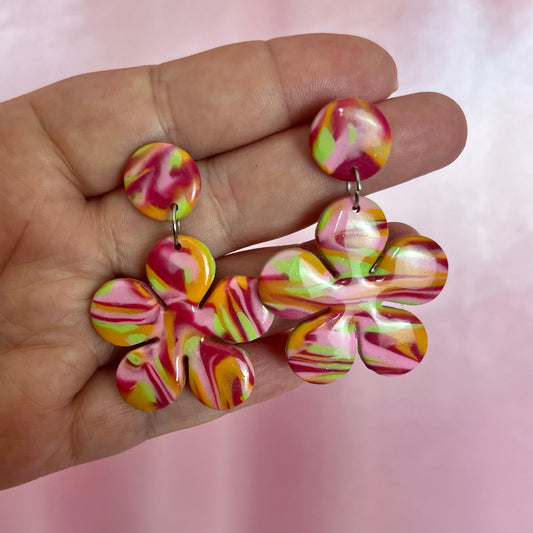 Handmade marbled daisy clay earrings