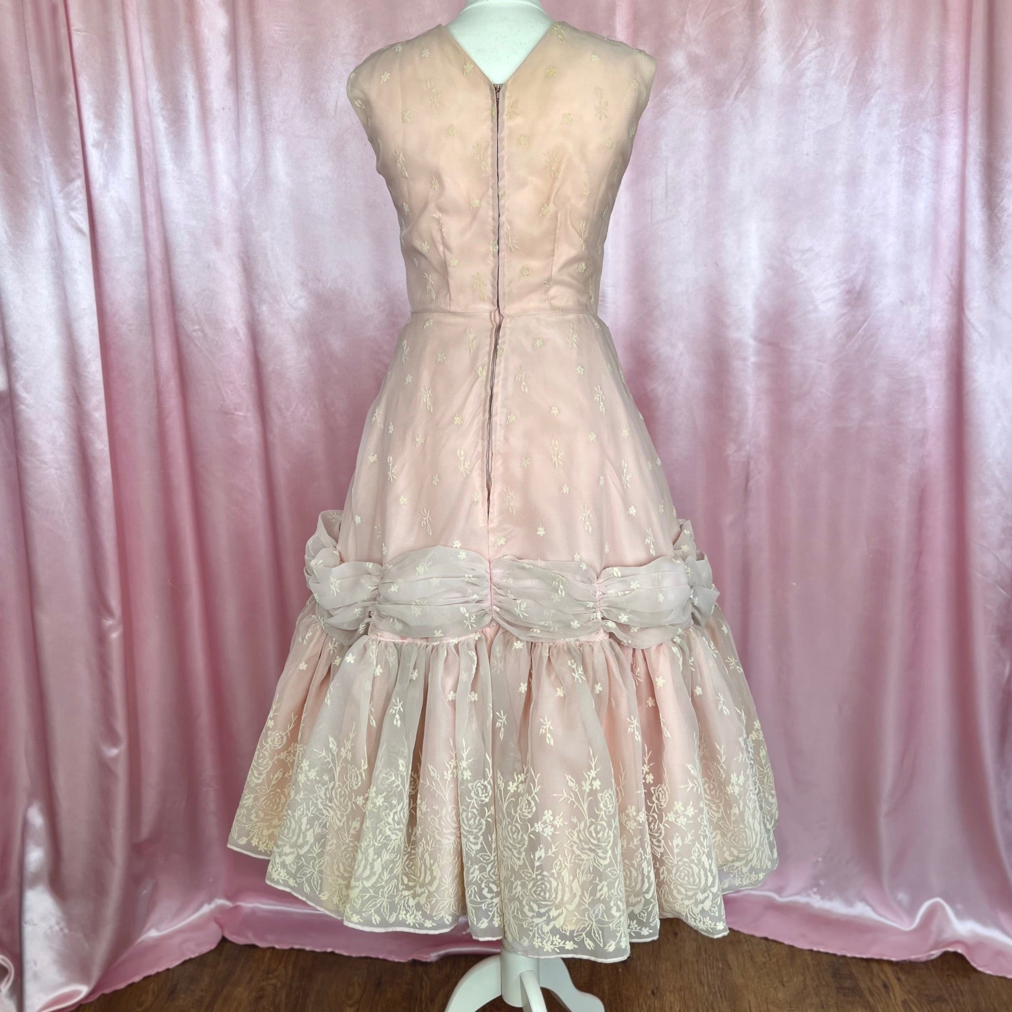 1950s pale Pink prom dress, handmade, size 8/10