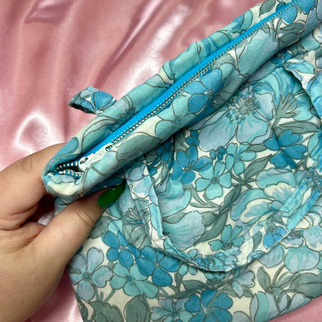1960s Blue floral bag