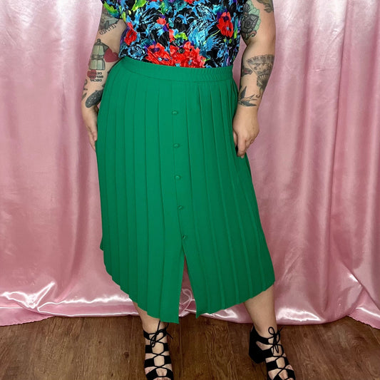1980s Green pleated midi skirt, by Hamells, size 20