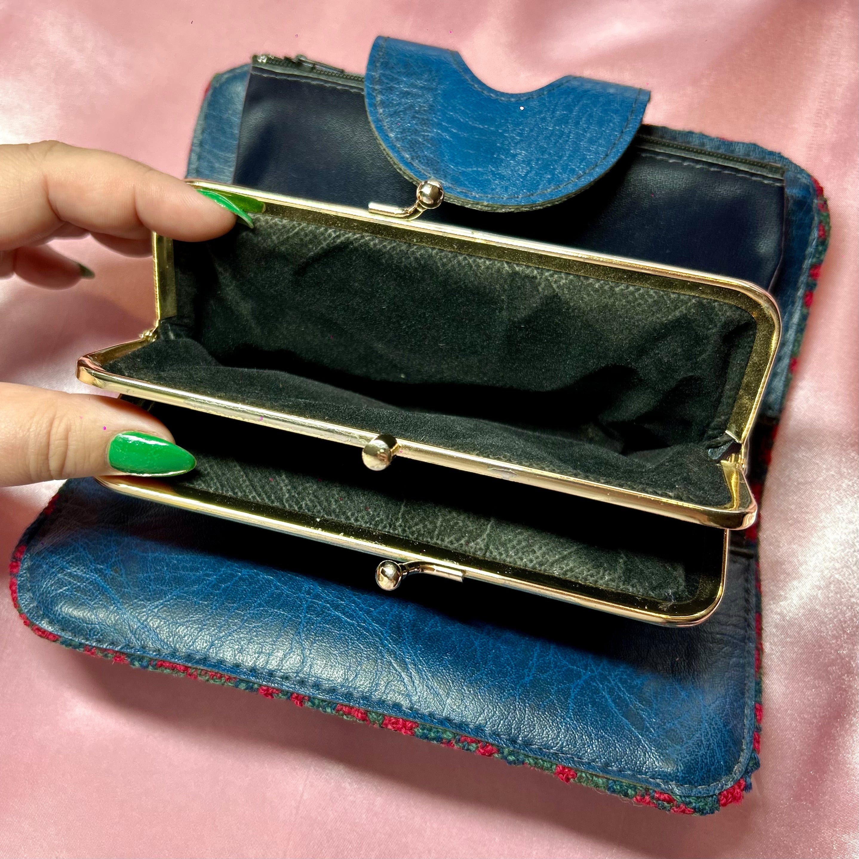 1980s Blue & Red Welsh wool purse