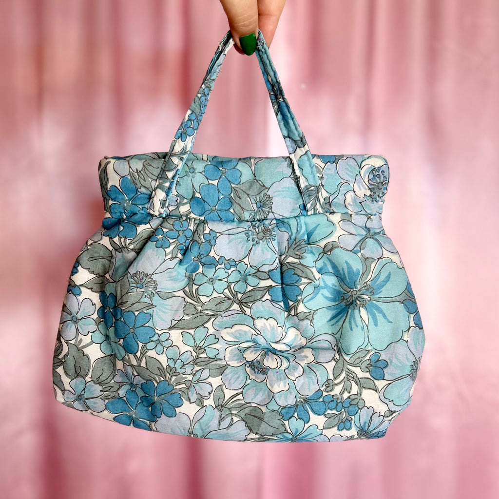 1960s Blue floral bag