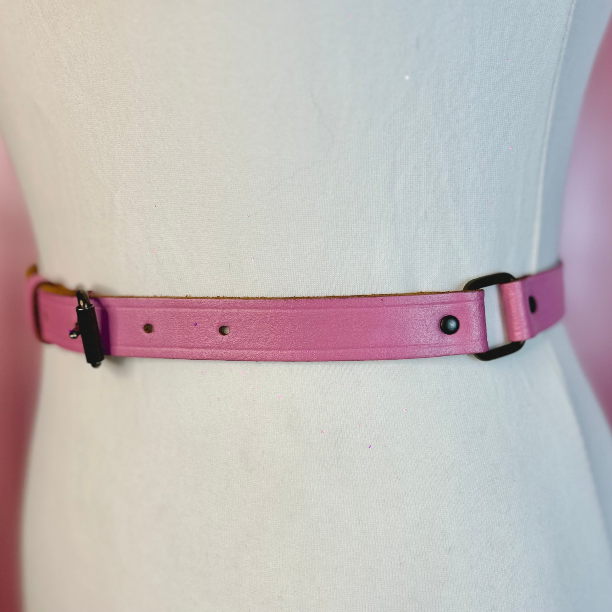 1980s Pink leather skinny belt, size 8-12