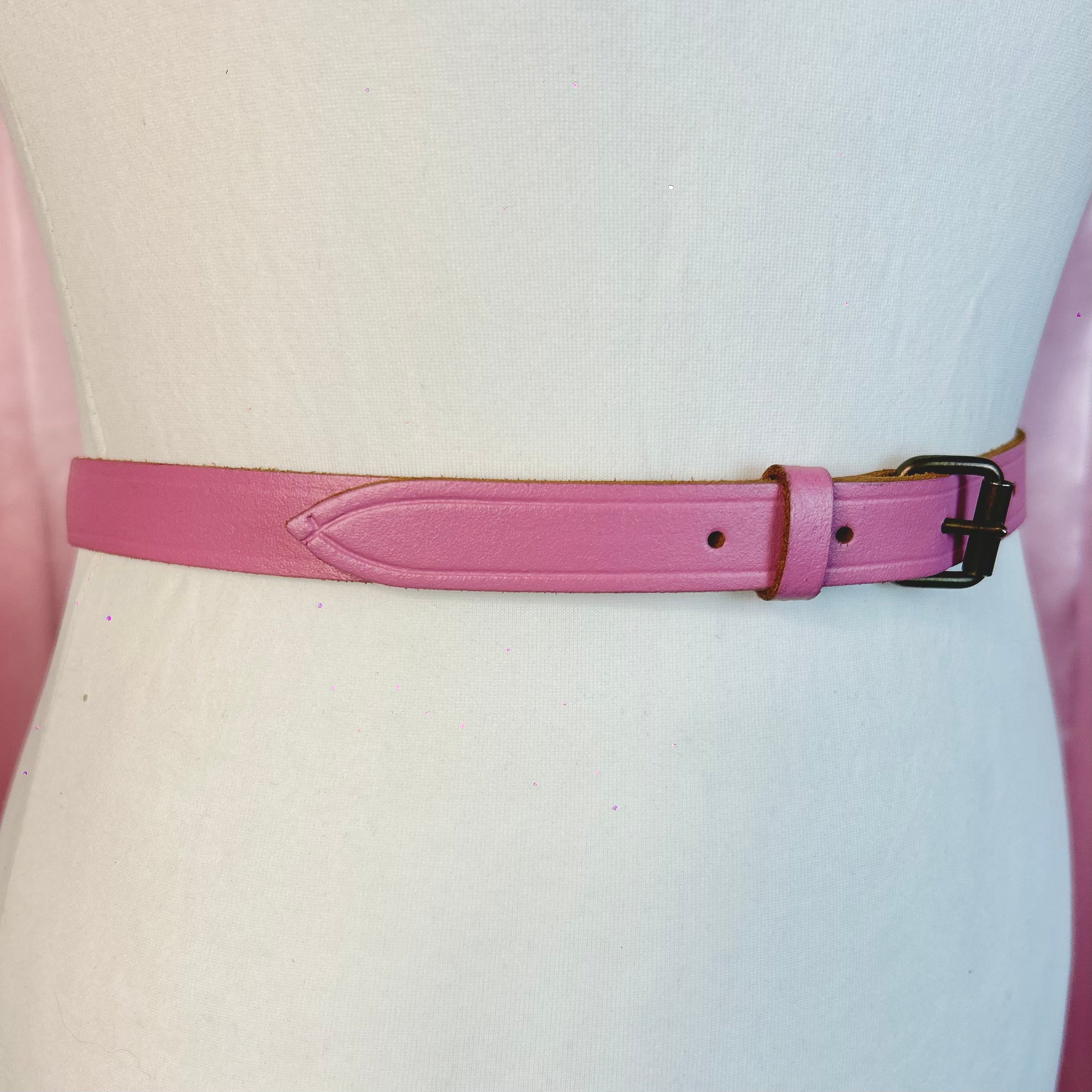 1980s Pink leather skinny belt, size 8-12