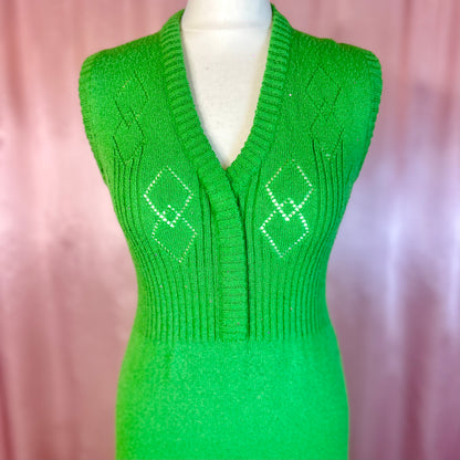 1970s Green knit maxi dress, unbranded, size 10/12