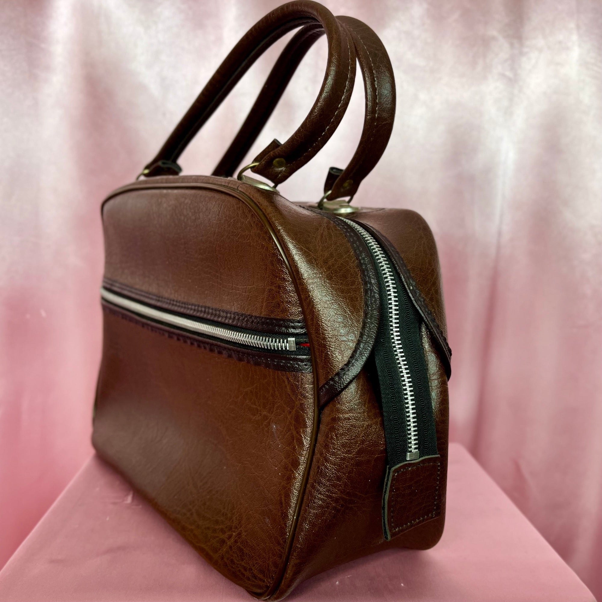 1960s brown faux leather hold-all