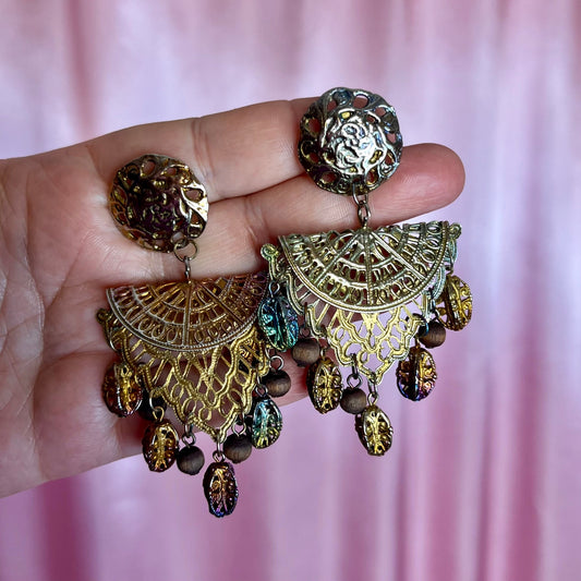 1980s gold filigree dangly clip on earrings