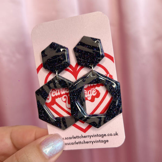Handmade grey & black glittery earrings