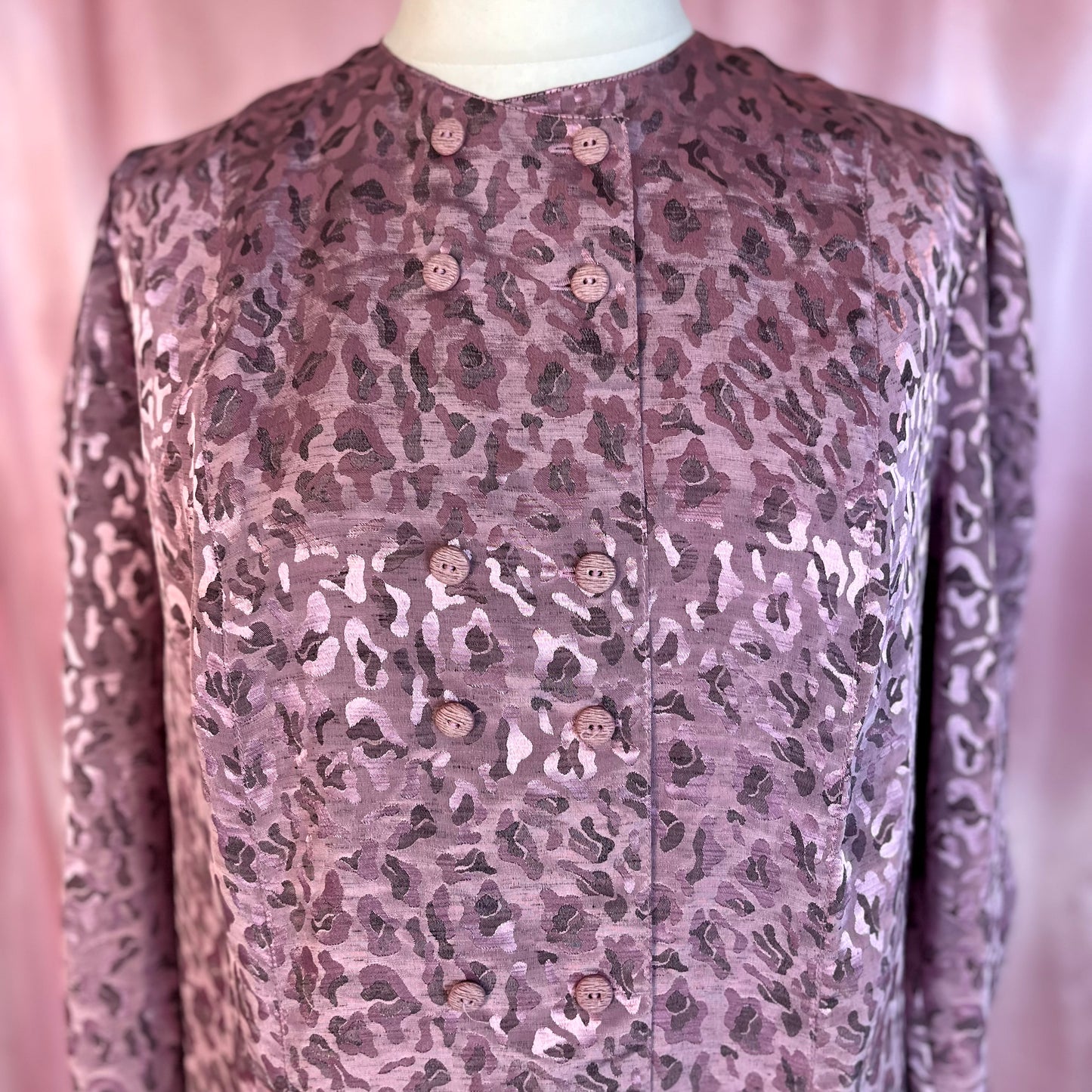 1980s Lilac leopard print top, By Golden Gate, size 18