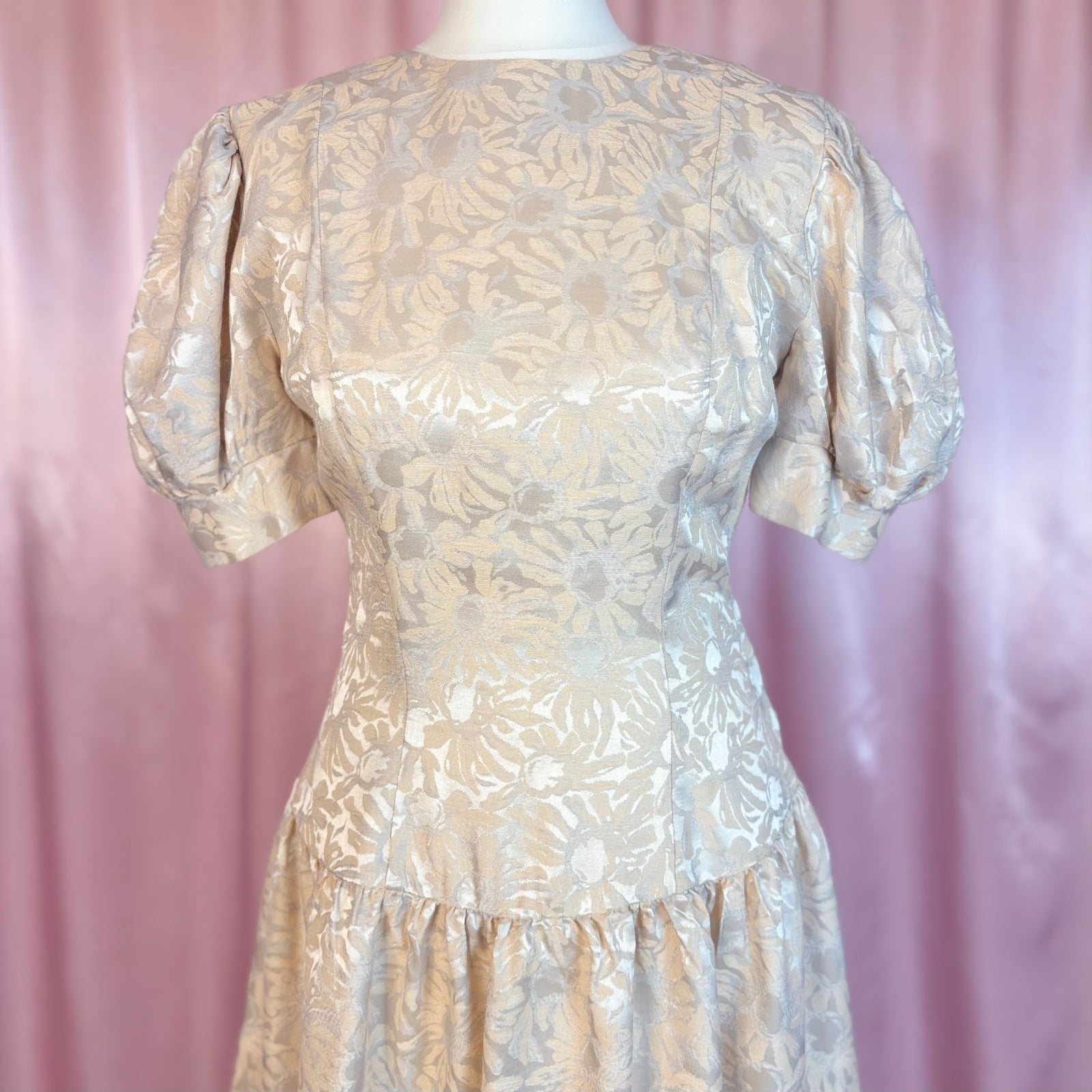 1980s Cream open back bow dress, by Aristos, size 10