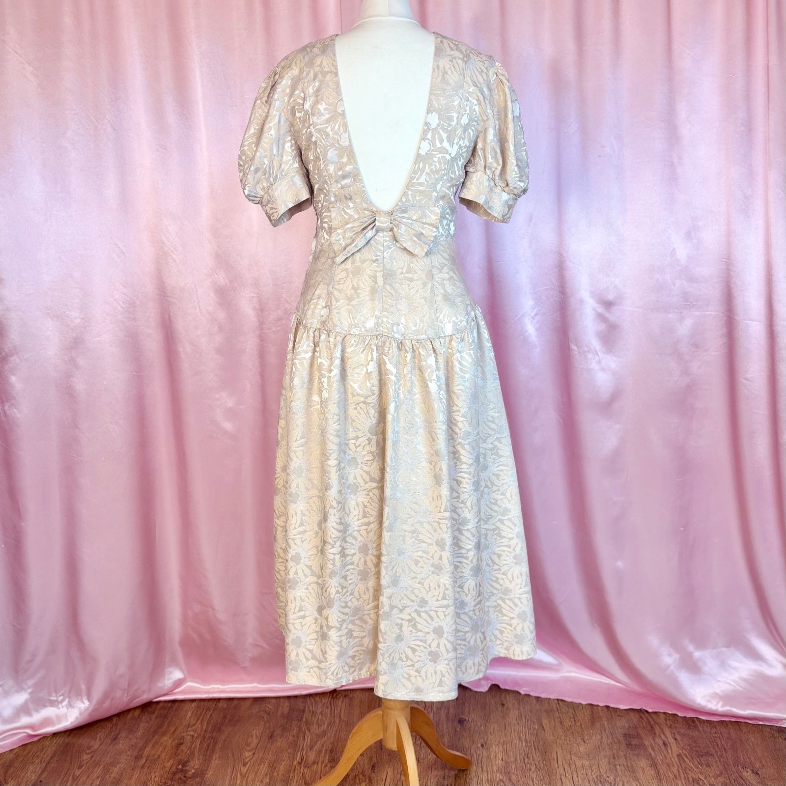 1980s Cream open back bow dress, by Aristos, size 10