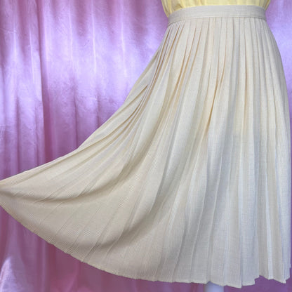 1980s pale yellow pleated skirt, Unbranded, size 14