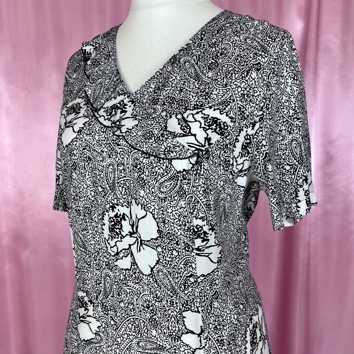 1990s paisley print midi dress, Unbranded, size 14